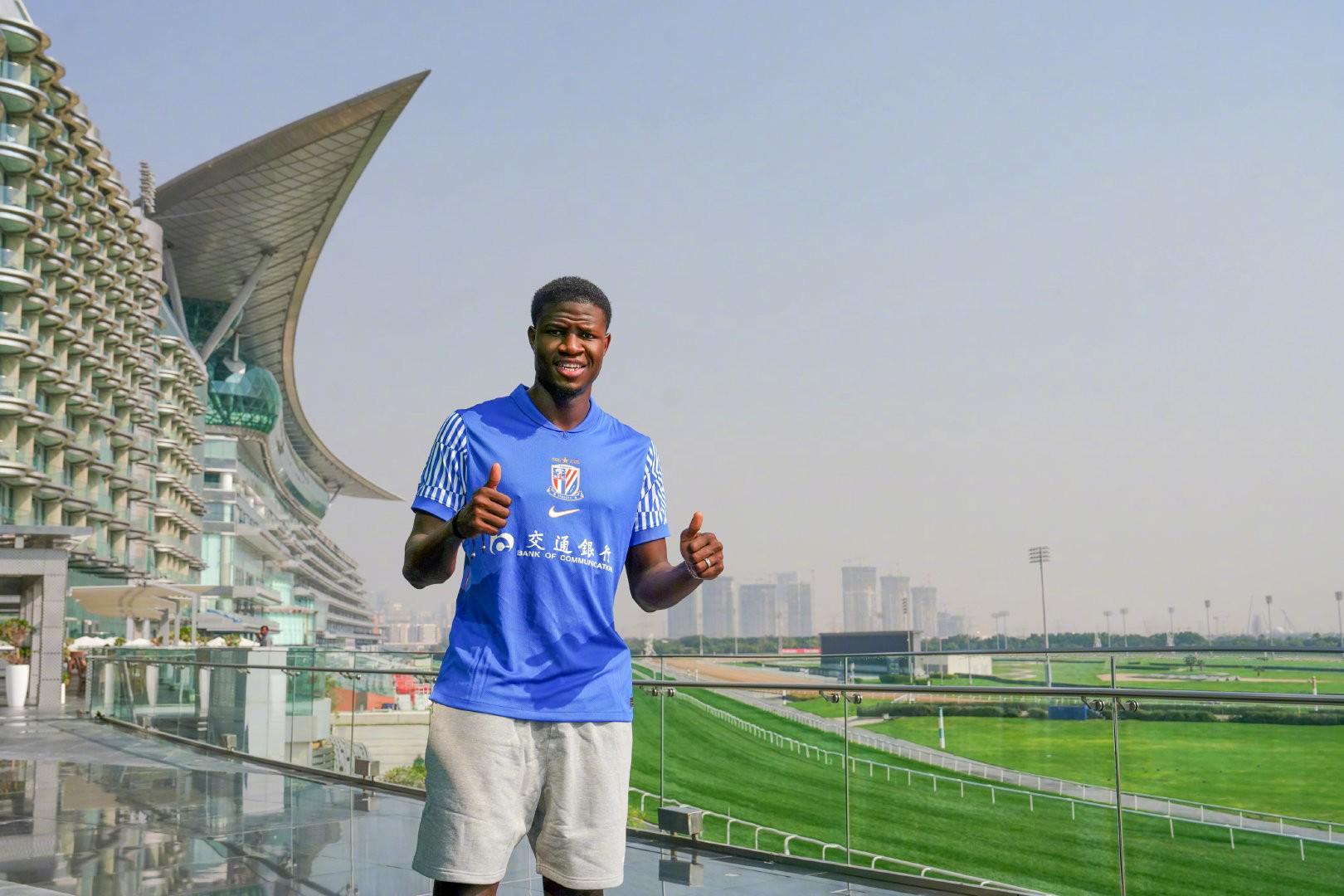 官方：上海申花签下塞内加尔28岁中锋马克塔-盖伊